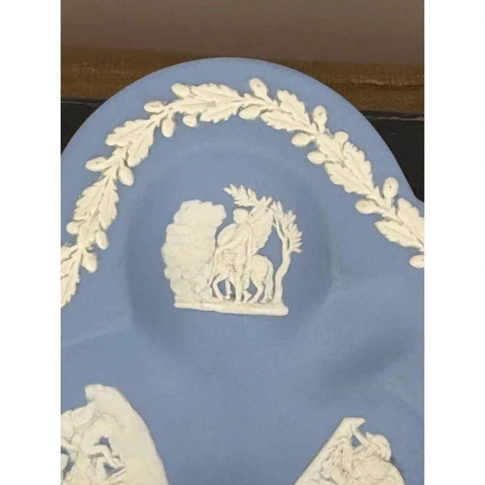 Wedgwood Jasperware Blue Trinket Dish Club Shape Neoclassical Clover England